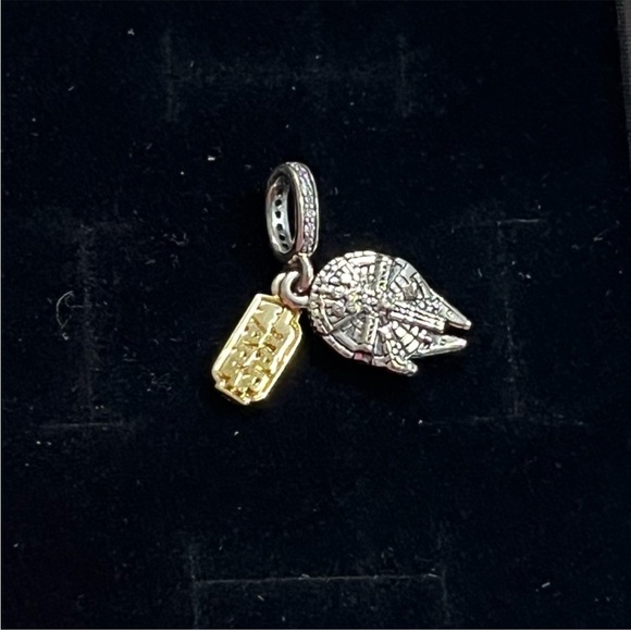 Pandora Star Wars Millennium Falcon Dangle Charm - Picture 9 of 9
